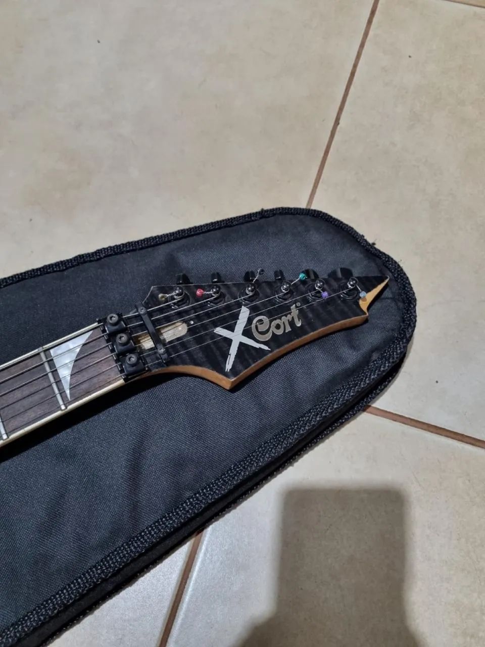 Guitarra Cort X-11 + Capa Acolchoada  - Foto 4