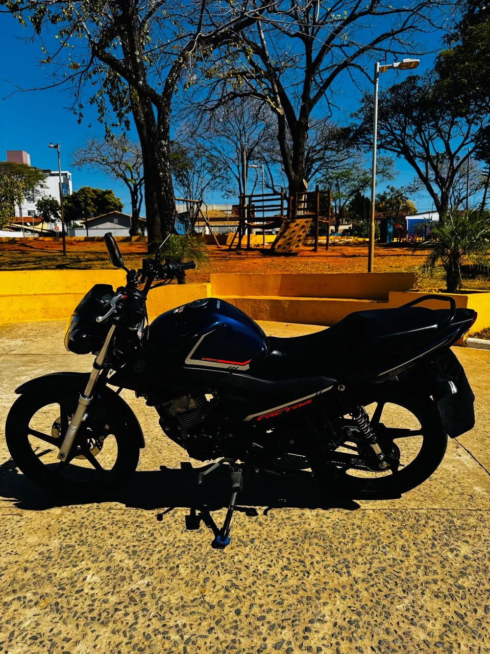 YAMAHA FACTOR NOVA DE GARAGEM 