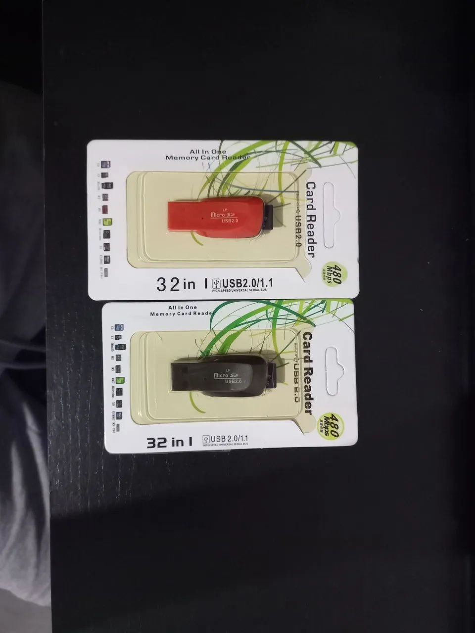 Pen drive dois de 4gb cada 