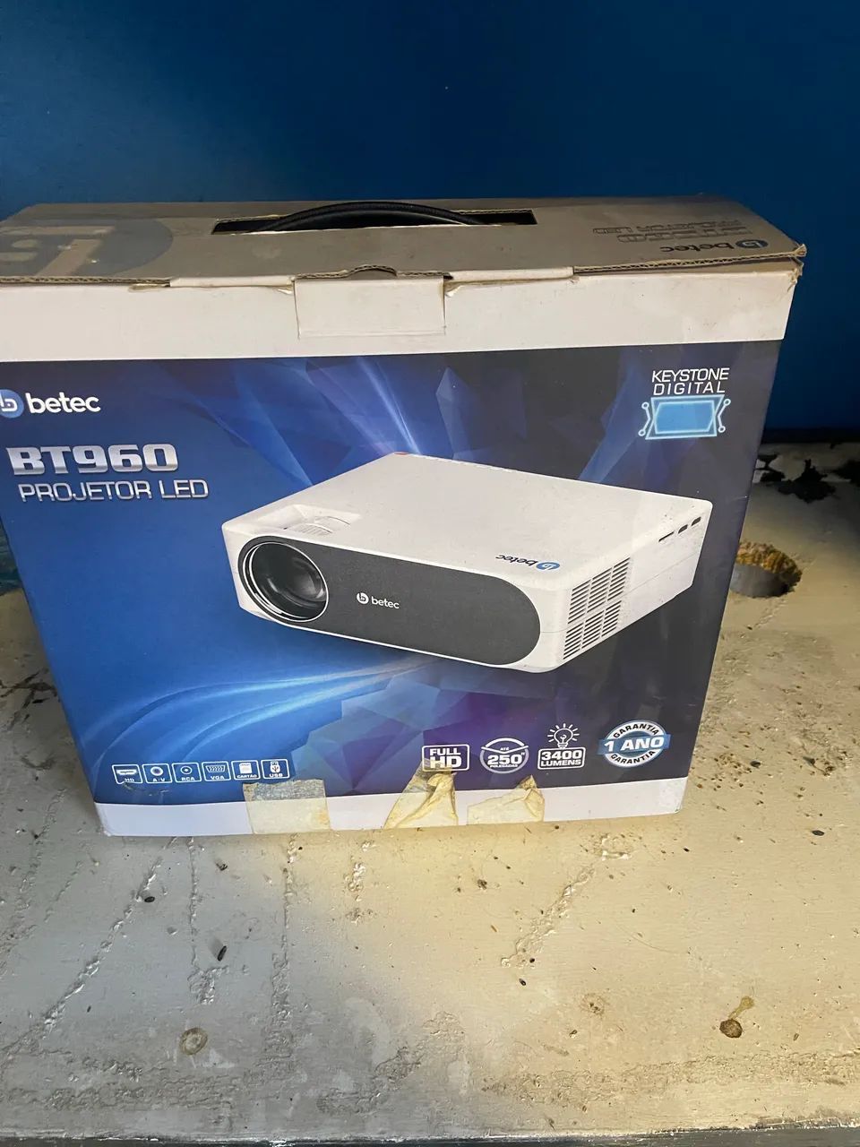 Projetor BETEC BT960 + projetor tripé sumay 2x2mt - Foto 6