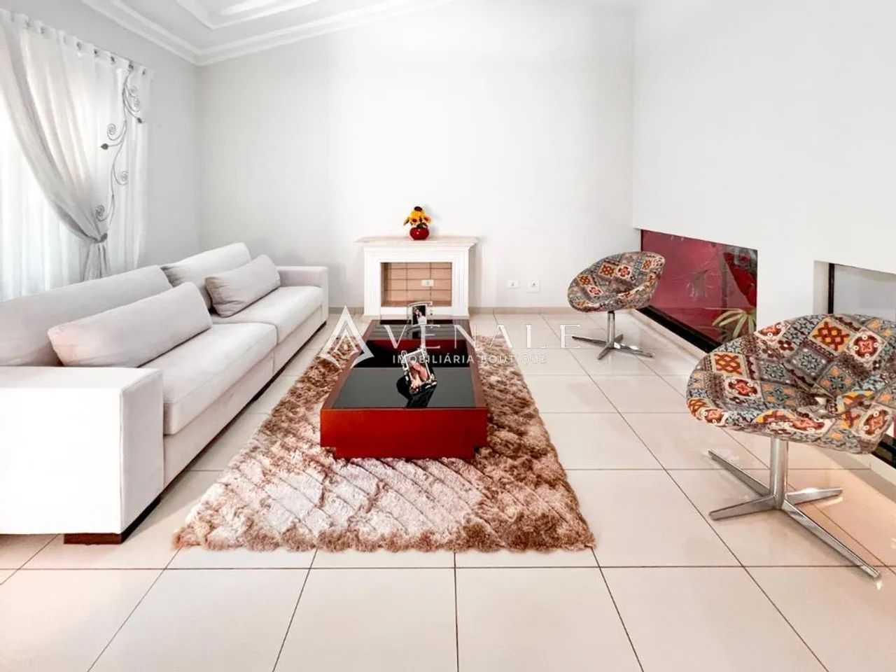 Sobrado à venda em Maringá, Zona 07, com 3 quartos, com 207 m² - Foto 4
