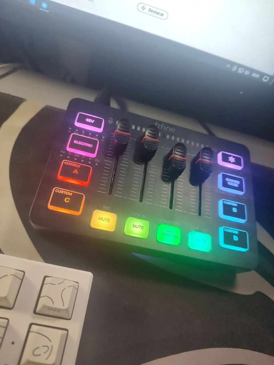 Kit Fifine Am8 + Mixer Sc3  - Foto 2
