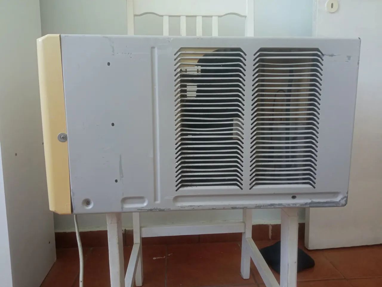 Ar condicionado Springer ótimo estado  - Foto 3