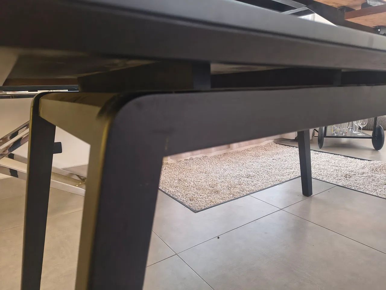 Mesa de jantar em madeira 160 x 90 - Foto 2