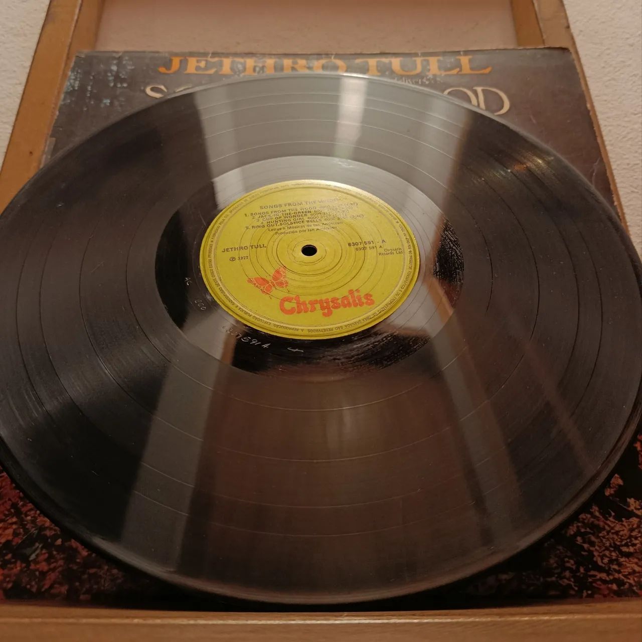 LP JETHRO TULL - Songs From the Wood - Foto 3