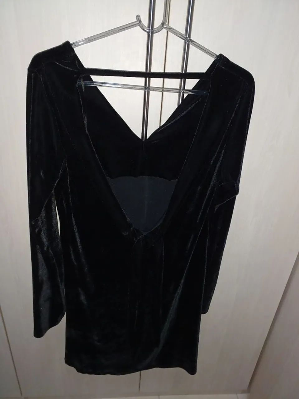 Vestido preto belíssimo  - Foto 4