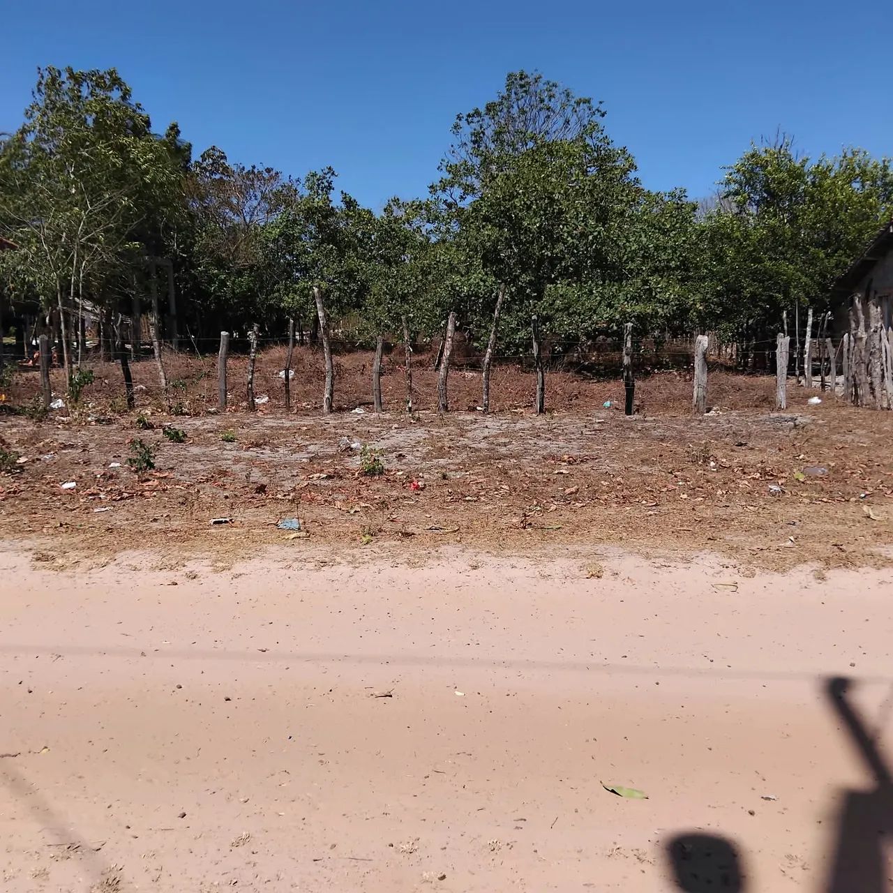 Vende-se Terreno