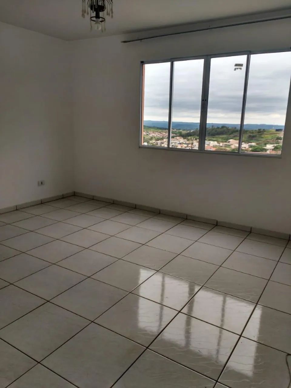 Aluga-se apartamento com três quarto - Foto 2