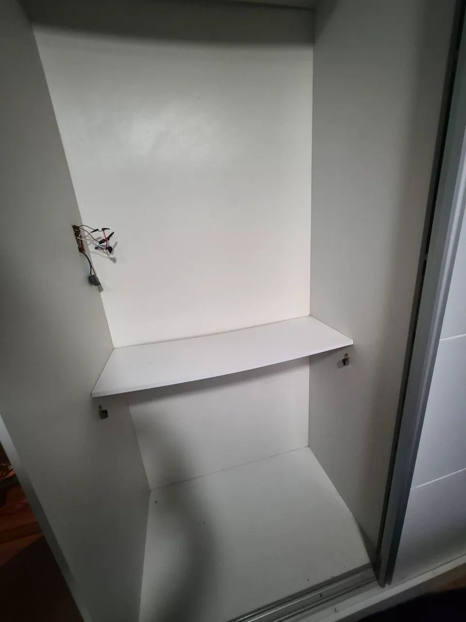 Guarda roupa branco de correr  - Foto 2