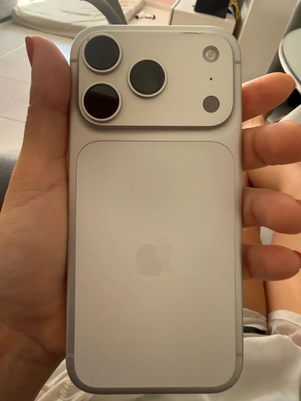 iPhone 17pro 256 gb