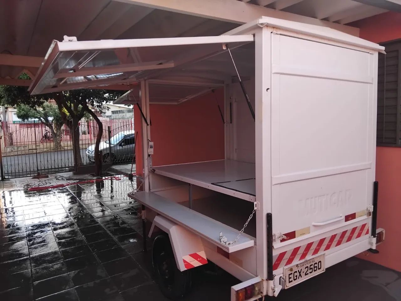 Trailer