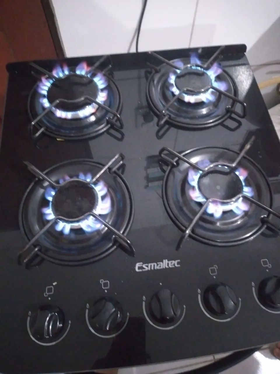 Fogão 4 bocas está funcionando perfeitamente 457$
