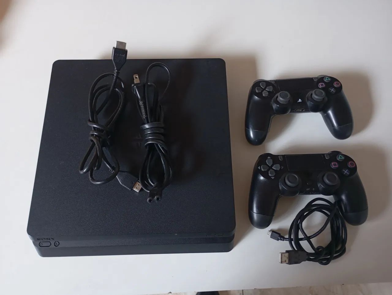 PS4 SLIM 500 GB 