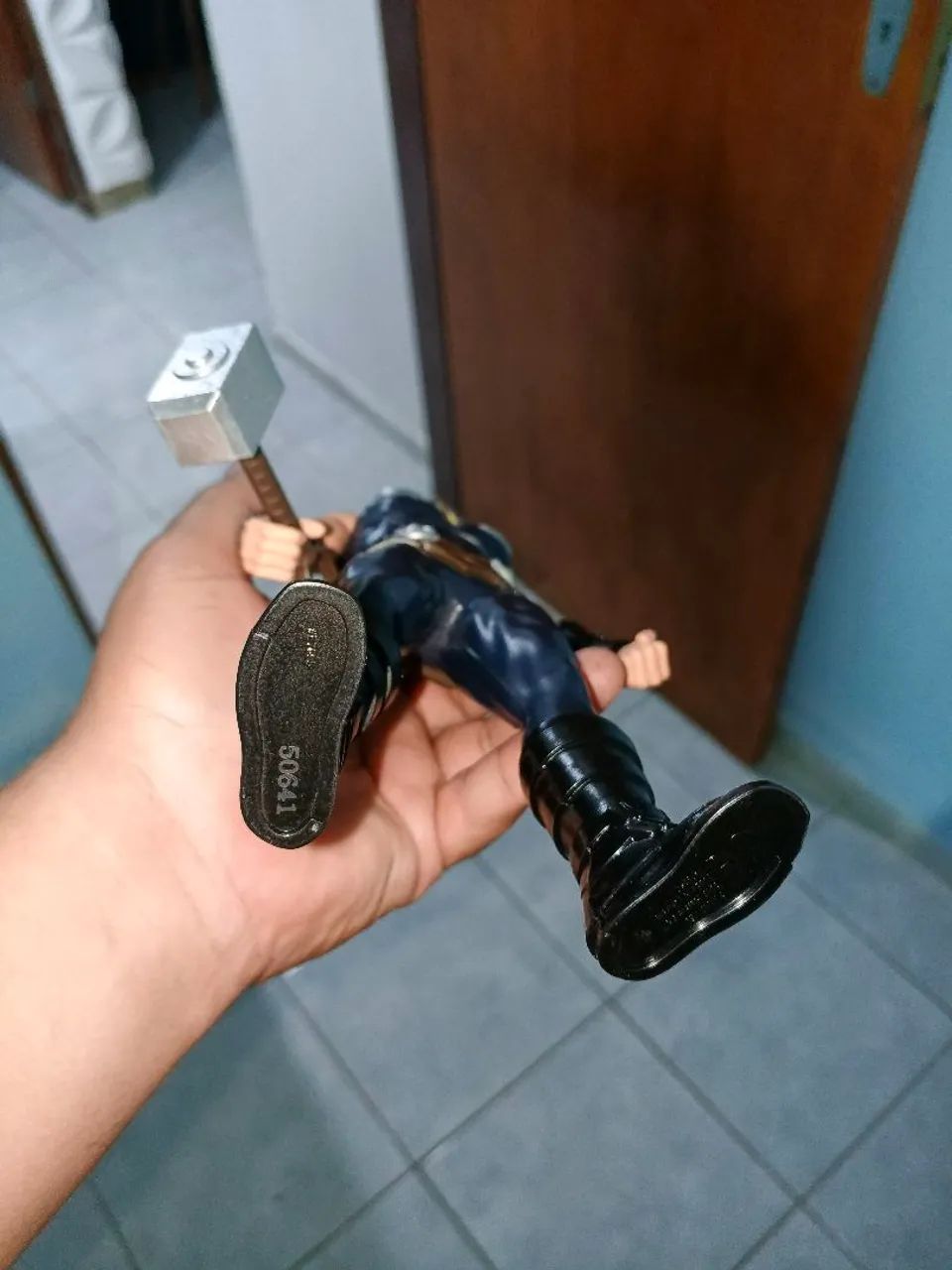 Bonecos Thor e Venom  - Foto 5