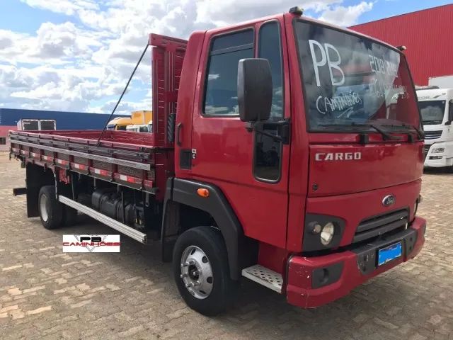 FORD CARGO 816 2018/2019 COMPLETO COM AR CONDICIONADO E POUCO RODADO. - Foto 3