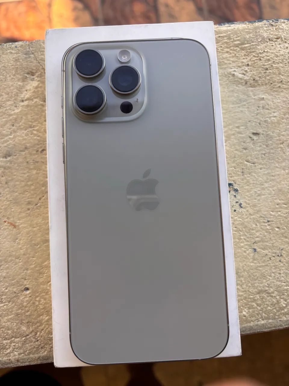 iPhone 16 pro max - Foto 3