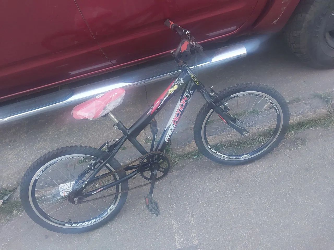 Bicicleta aro 20 .