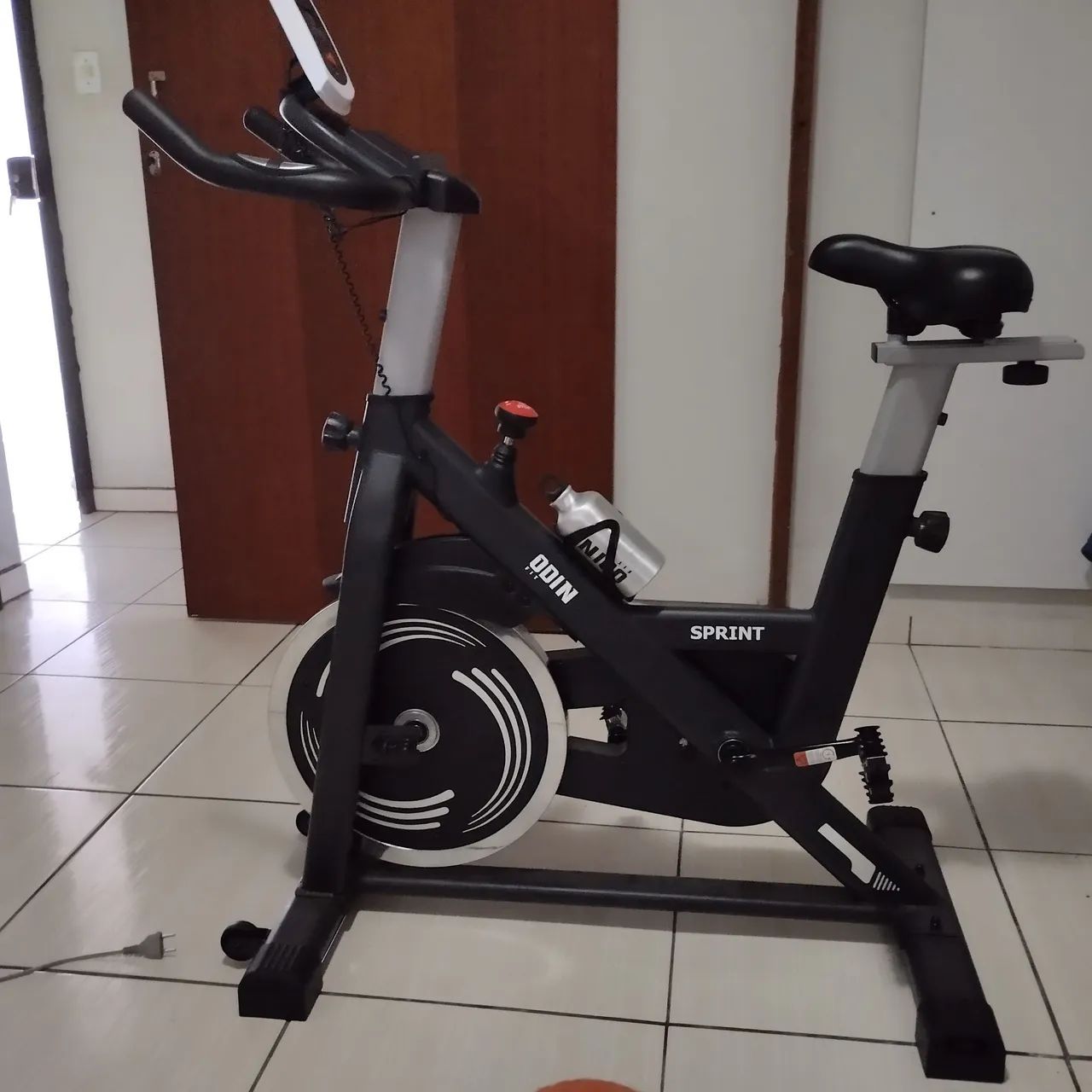 Vende-se bicicleta ergométrica 