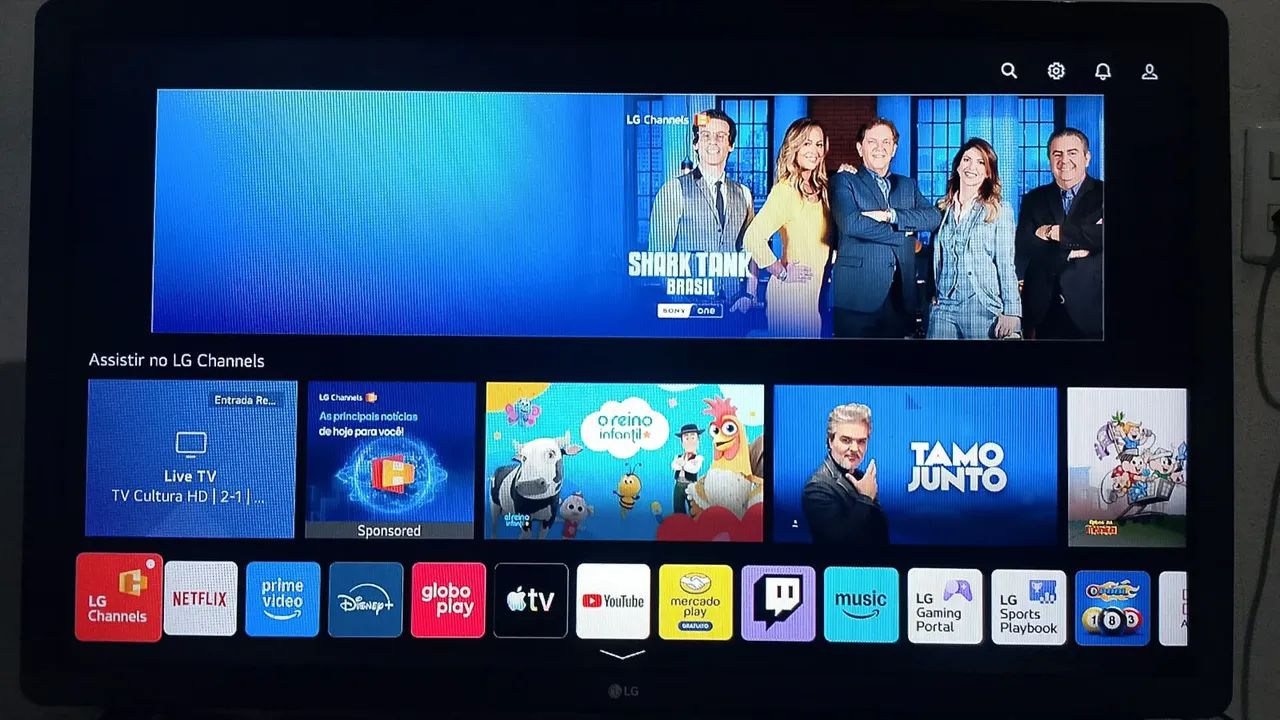 Vendo tv 32 lg polegadas smart em perfeito estado  - Foto 2