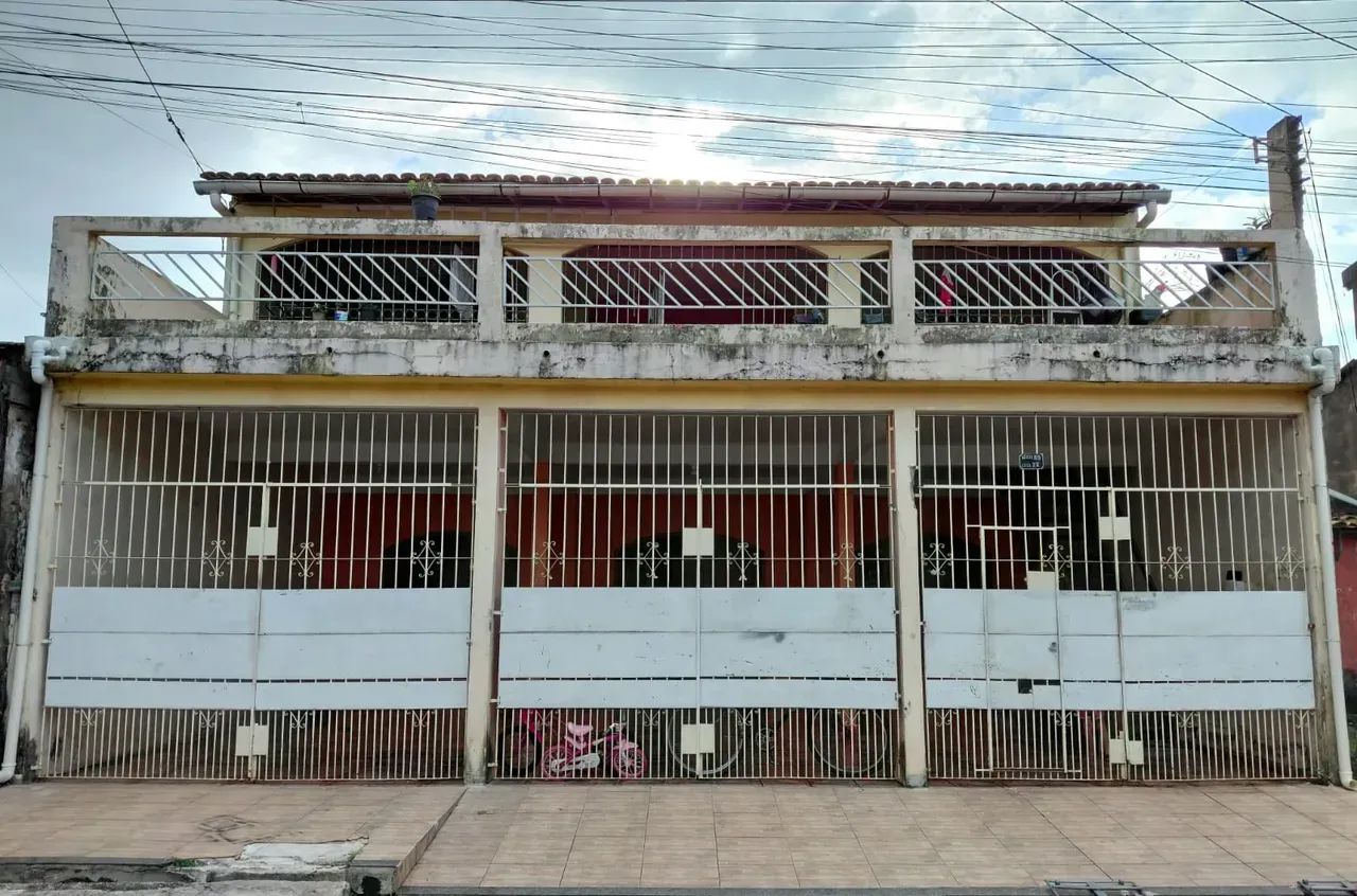 Vendo casa dois andares em Ananindeua