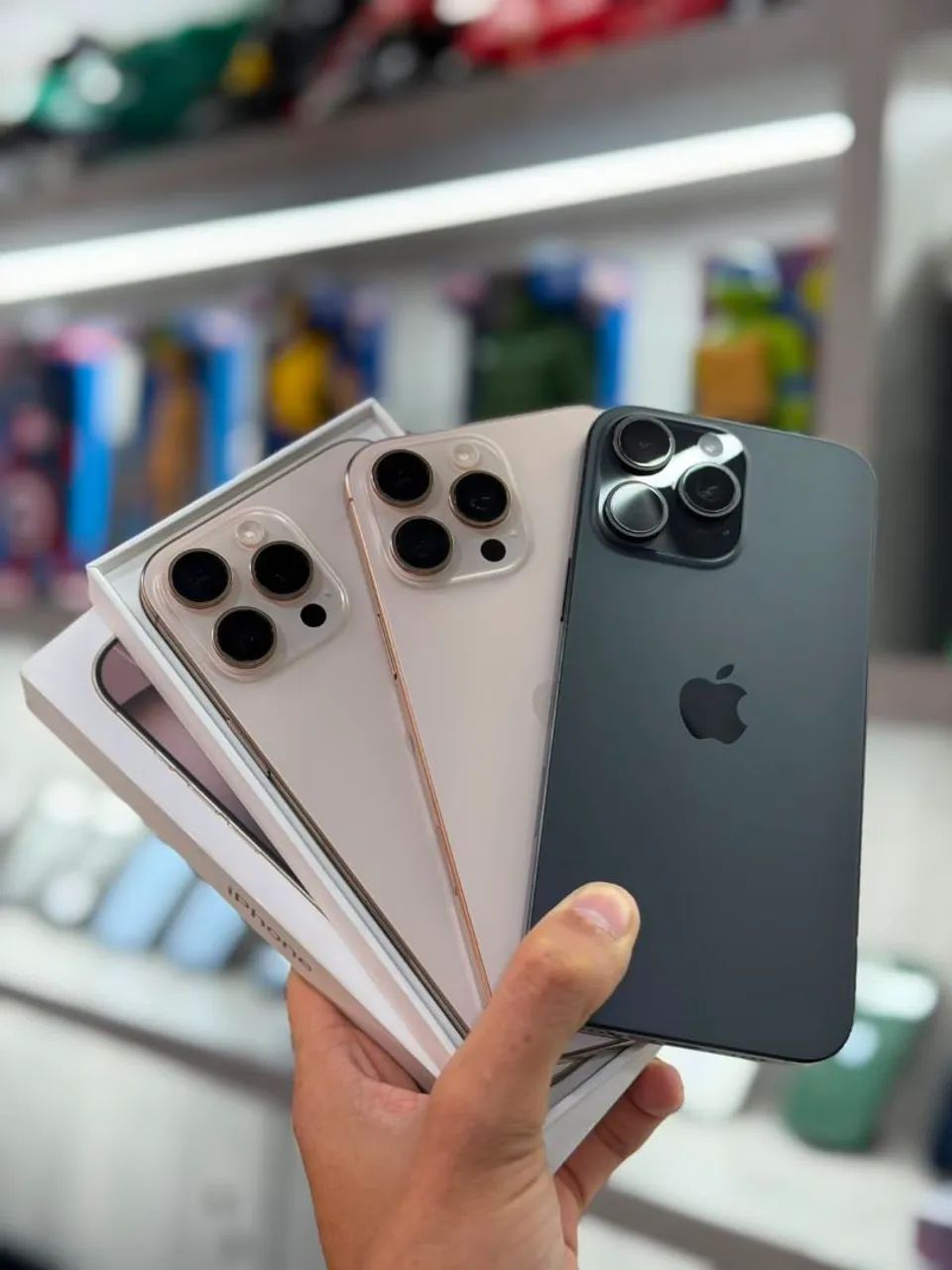 Iphones semi novos do iphone 12 ao iphone 17 PRO MAX - Celulares e