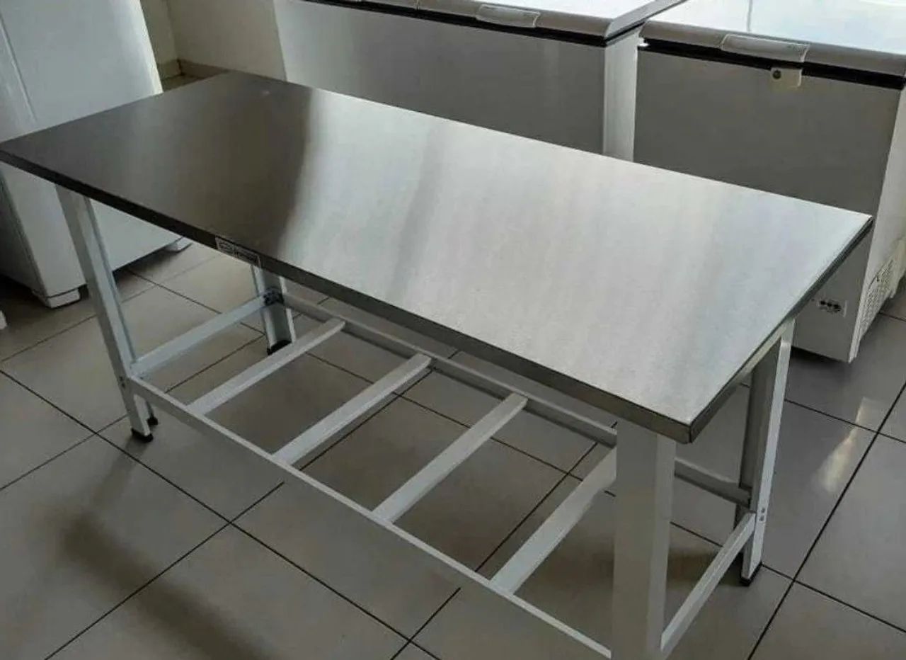 Mesa de preparo inox 150/70.