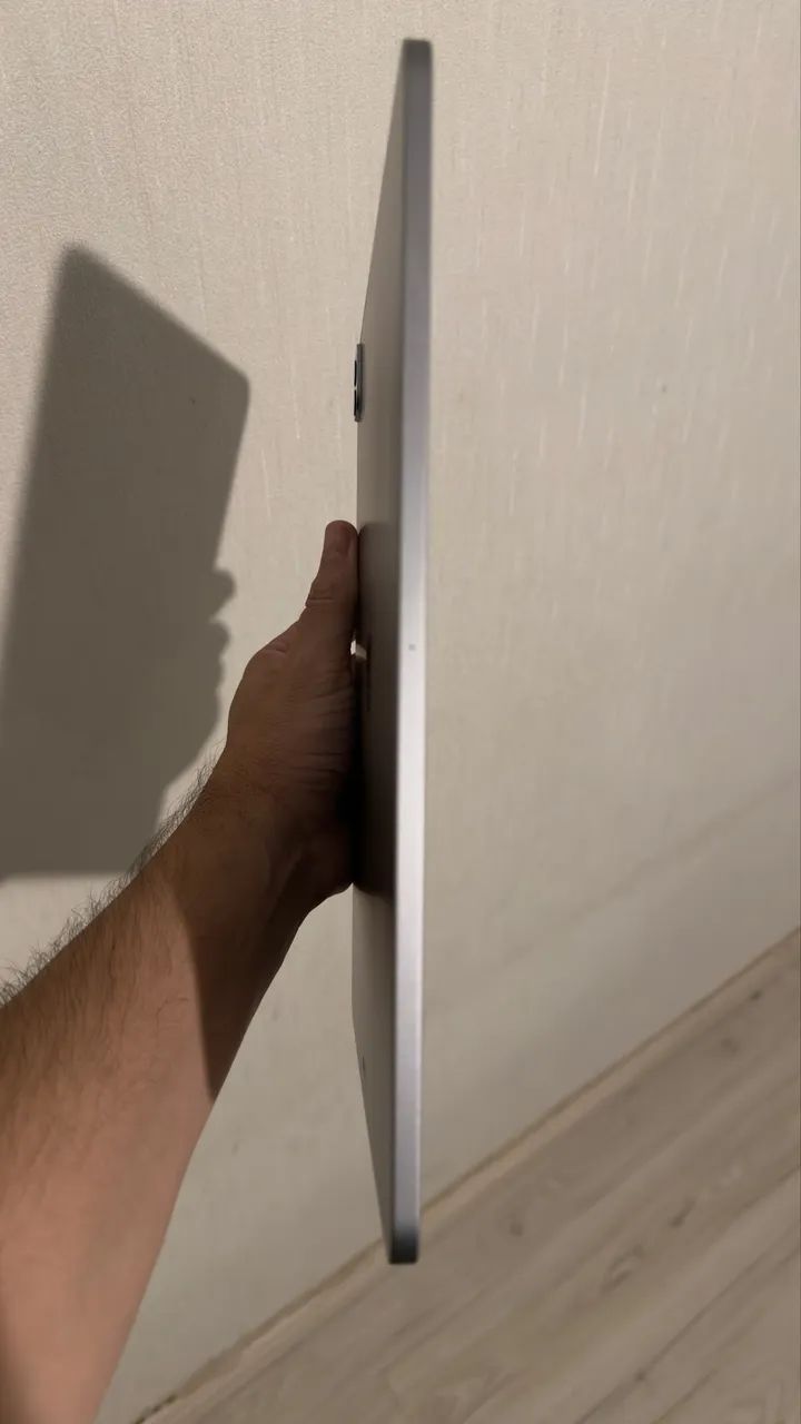 IPad Pro 6a geração Wi-Fi A2436 Chip M2 256GB 12,9 - Foto 3
