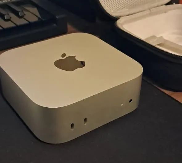 Mac mini M4 - 16 GB RAM / SSD 256 GB (nunca usado) - Foto 4