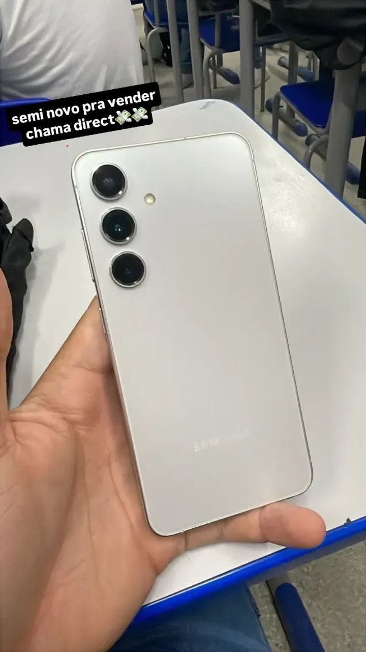 S24 256 gb e 8 ram troco em iphone 15 normal ou 14 normal - Foto 2