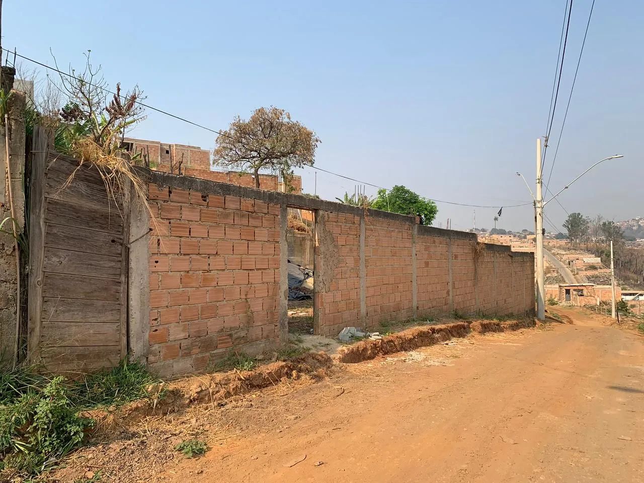 LOTE DE ESQUINA 85 MIL 