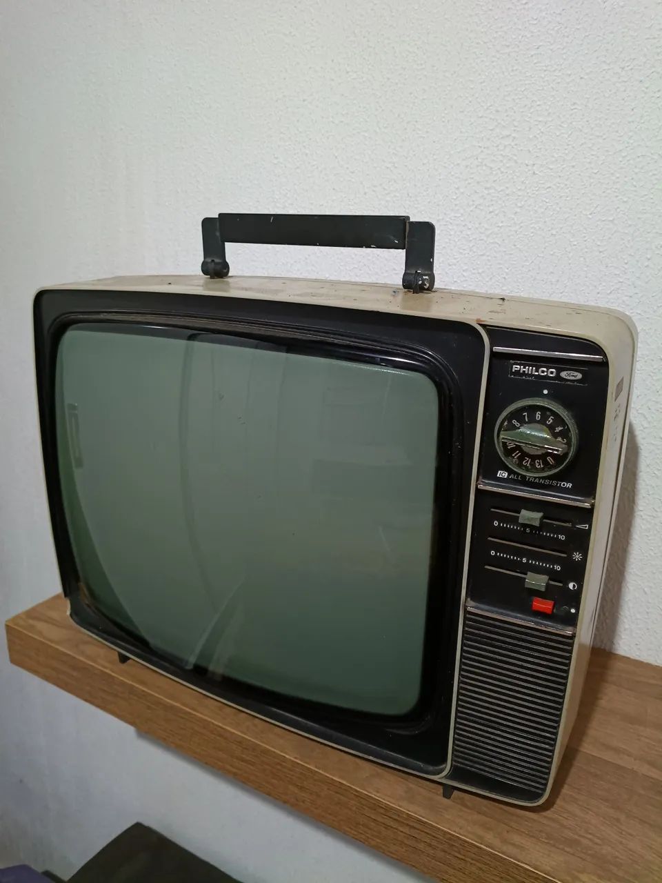 Antiga tv Philco Ford 20 polegadas  - Foto 5
