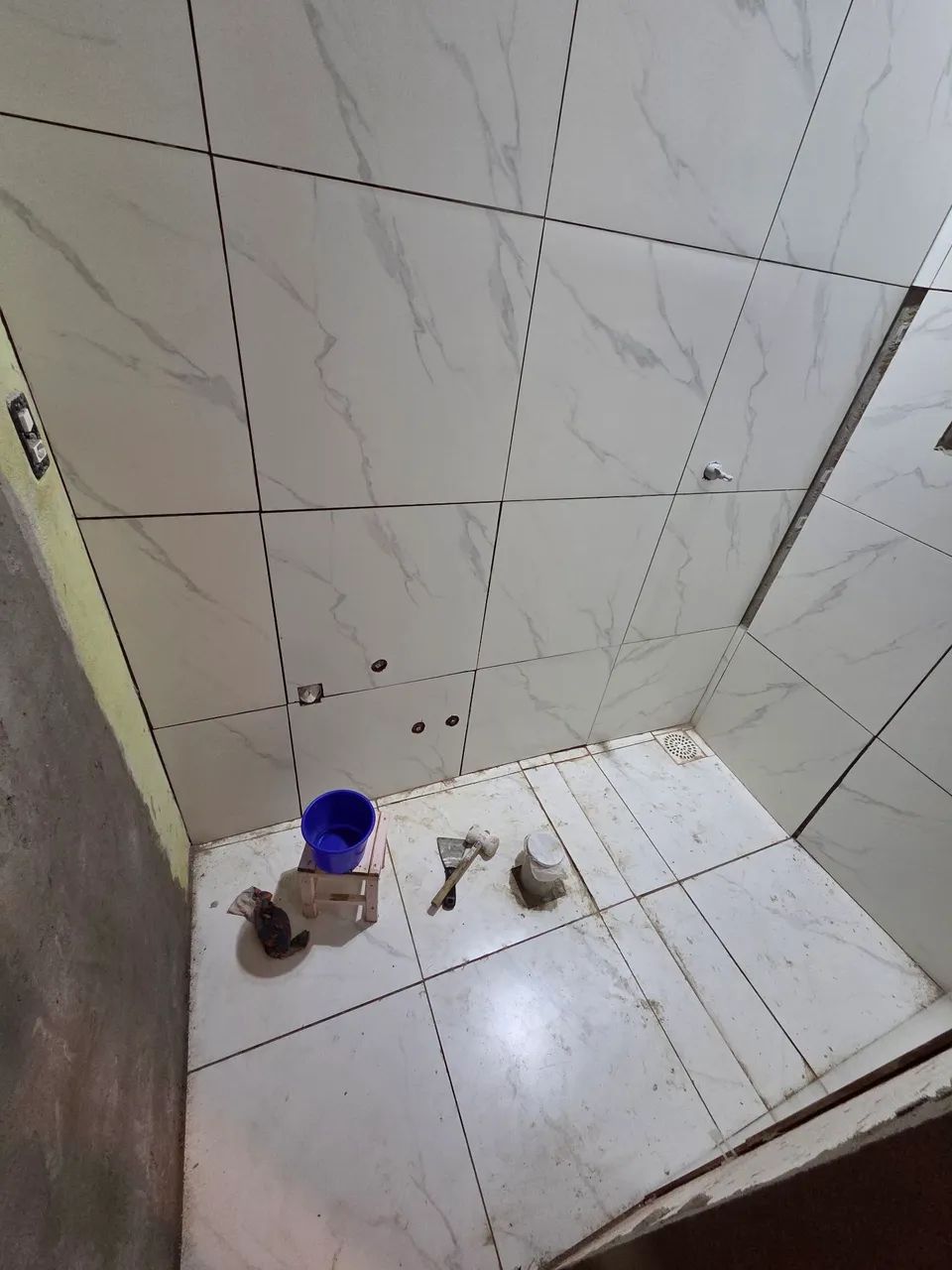 Pedreiro com acabamento porcelanato  - Foto 5