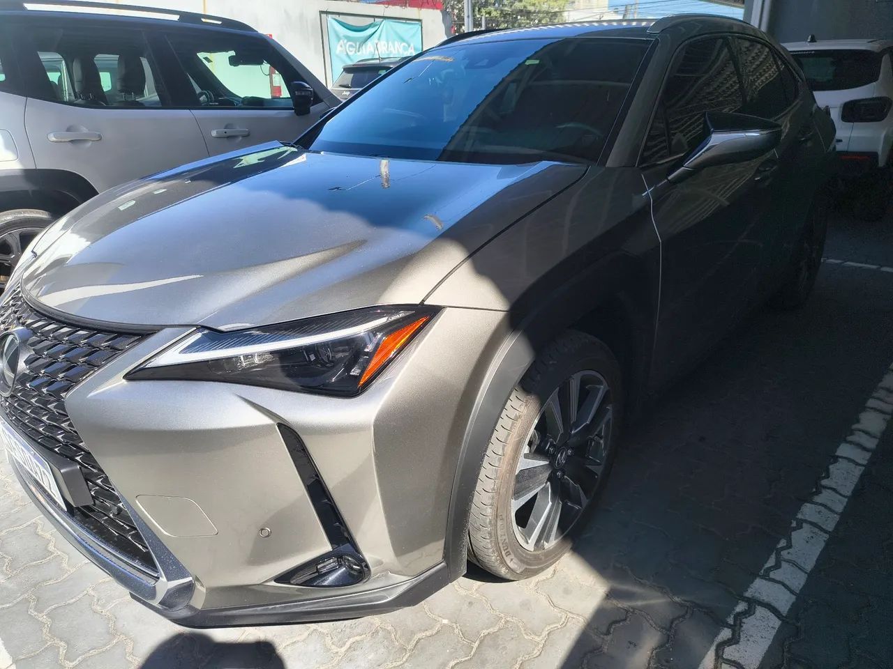 Lexus UX-250h Dynamic 2.0 16V Aut.(hybrid), foto 6 de 16