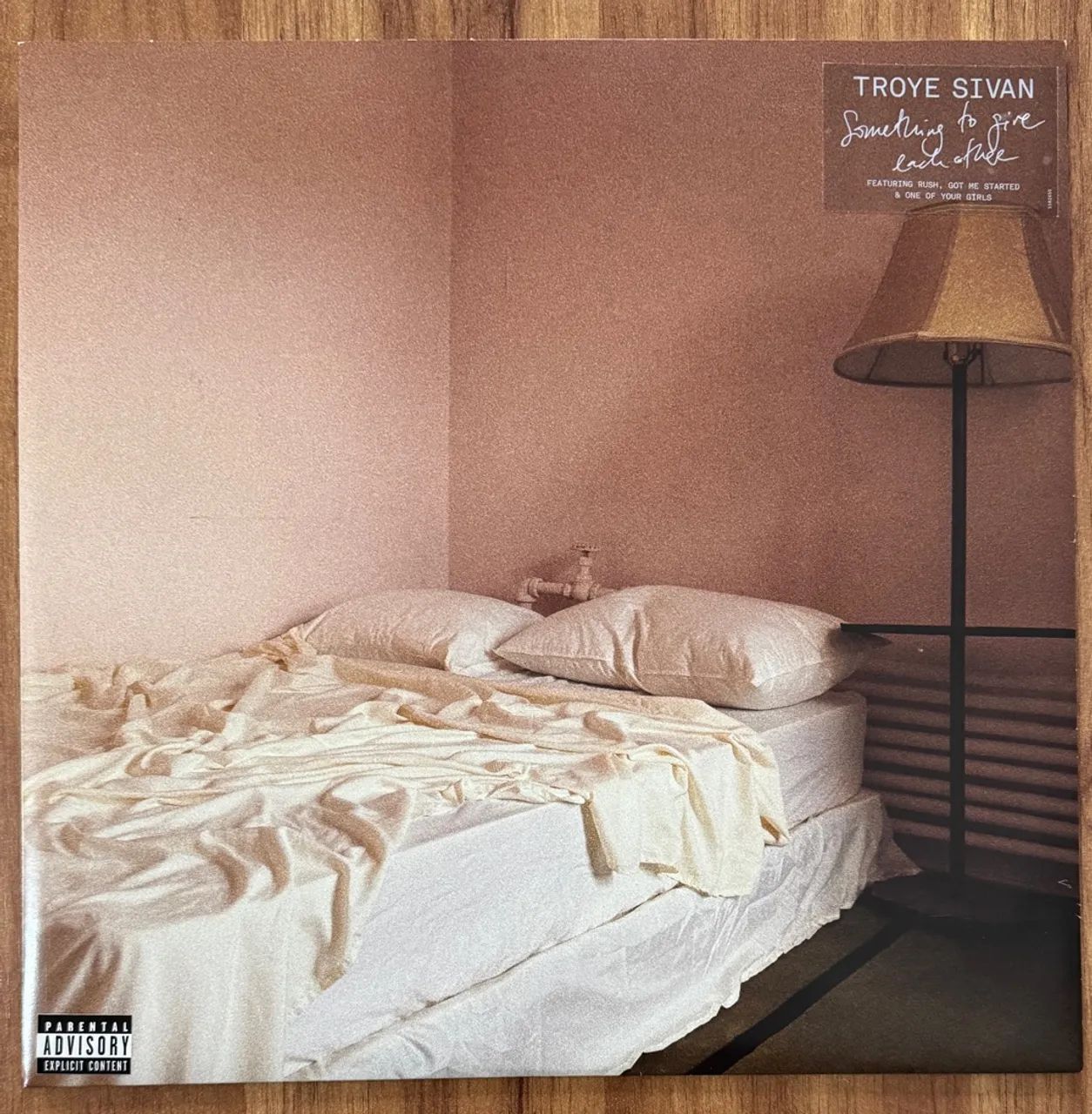 Troye Sivan Vinil Something To Give Each Other - Foto 3