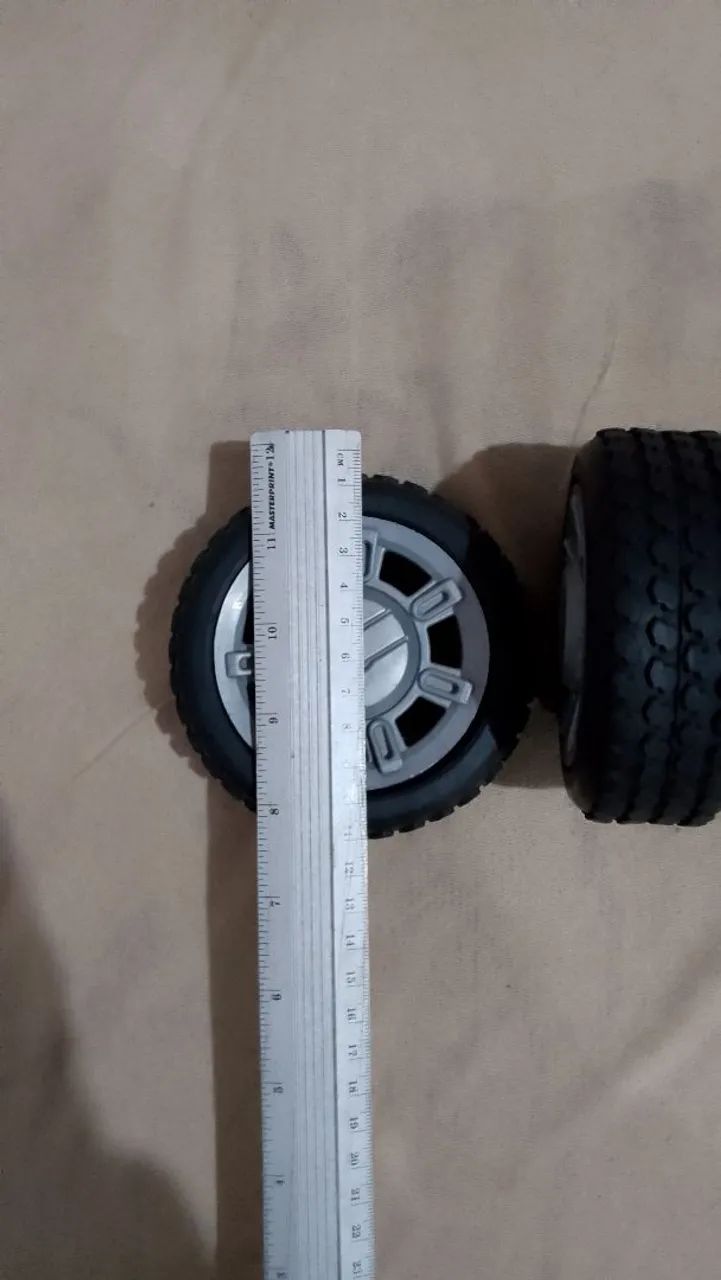Rodas automodelo 1l8 - Foto 5
