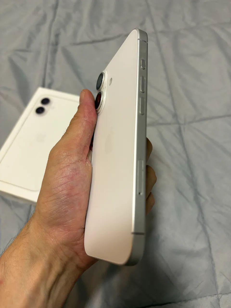 IPHONE 16 BRANCO - 128 GB - MUITO CONSERVADO  - Foto 2