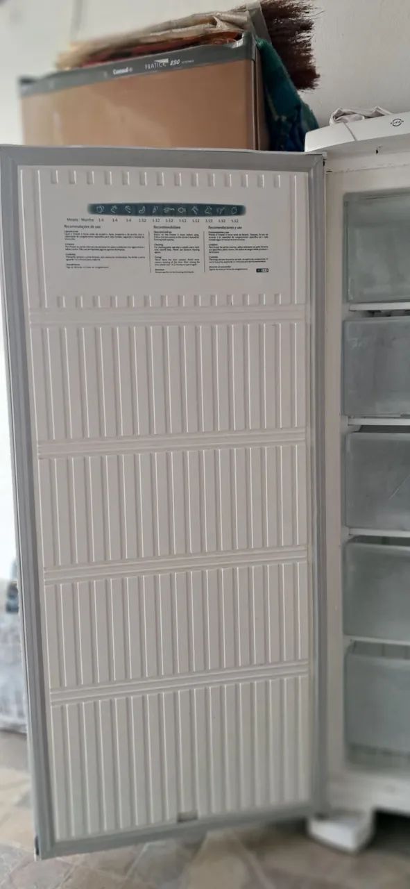Freezer FE18 Electrolux - Foto 3