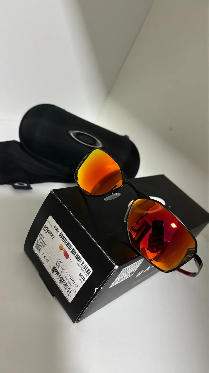 Savitar Oakley Satin Black / Prizm Ruby