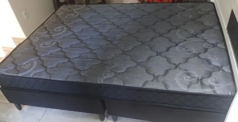 VENDO COLCHÃO + BOX DE CASAL SEMINOVOS