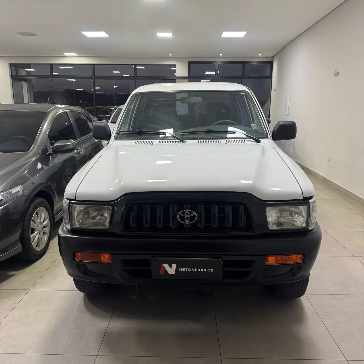 Toyota Hilux Hilux CD DX 4x4 3.0 8V 90cv Diesel 2004