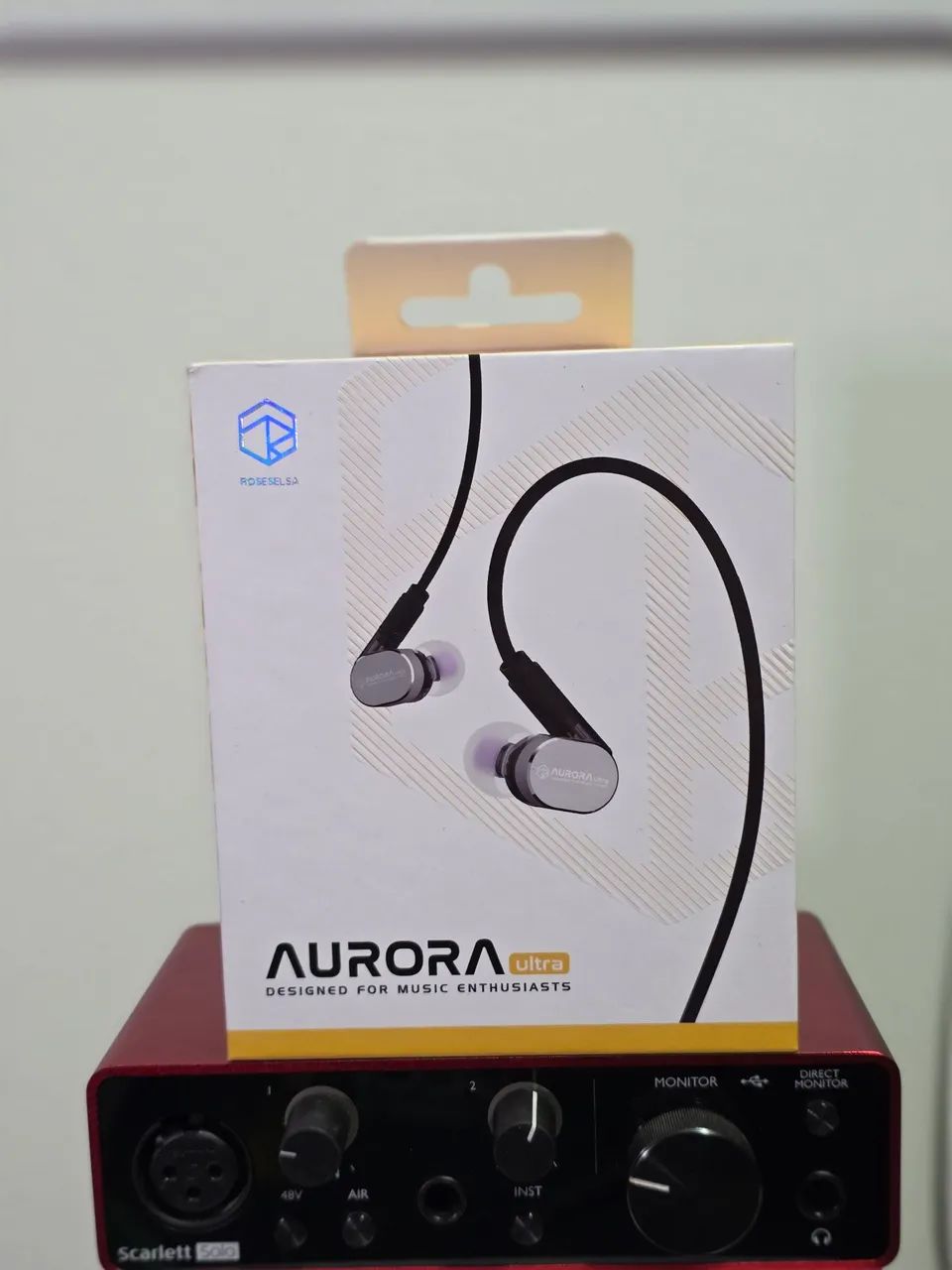 Roselsa Aurora + Cabo Dunu Lyre