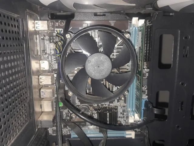 Kit completo para PC, funcionando perfeitamente.