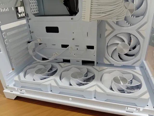 gabinete rise mode 10 fan 6 são reversa - Foto 2