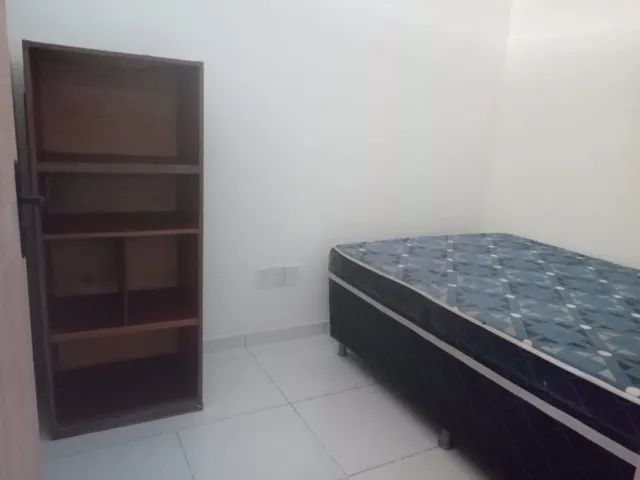 Alugo kitnet! Próximo ao centro! - Foto 4