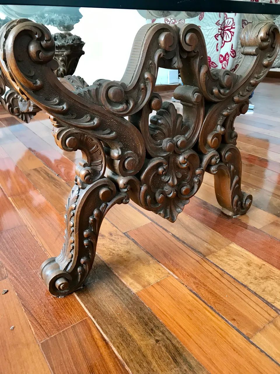 Mesa clássica  de centro em madeira maciça 65566199370242124