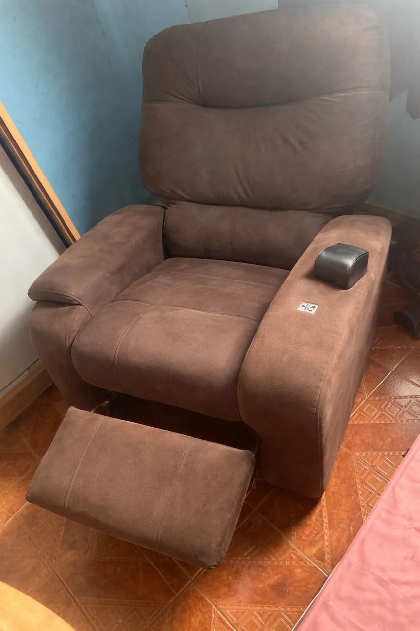 Poltrona reclinavel 