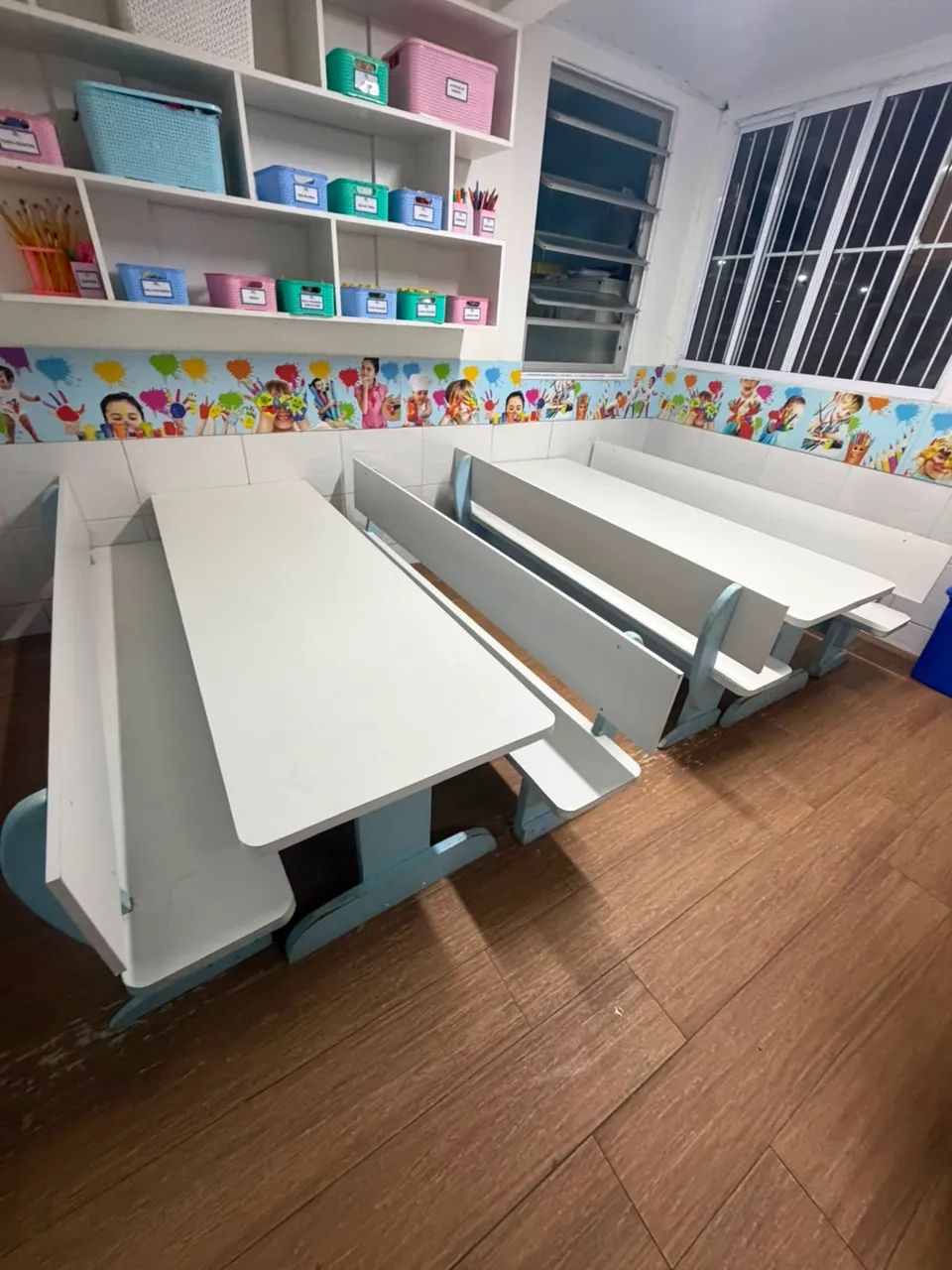 MESA E BANCO PARA REFEITÓRIO ESCOLAR INFANTIL  - Foto 2