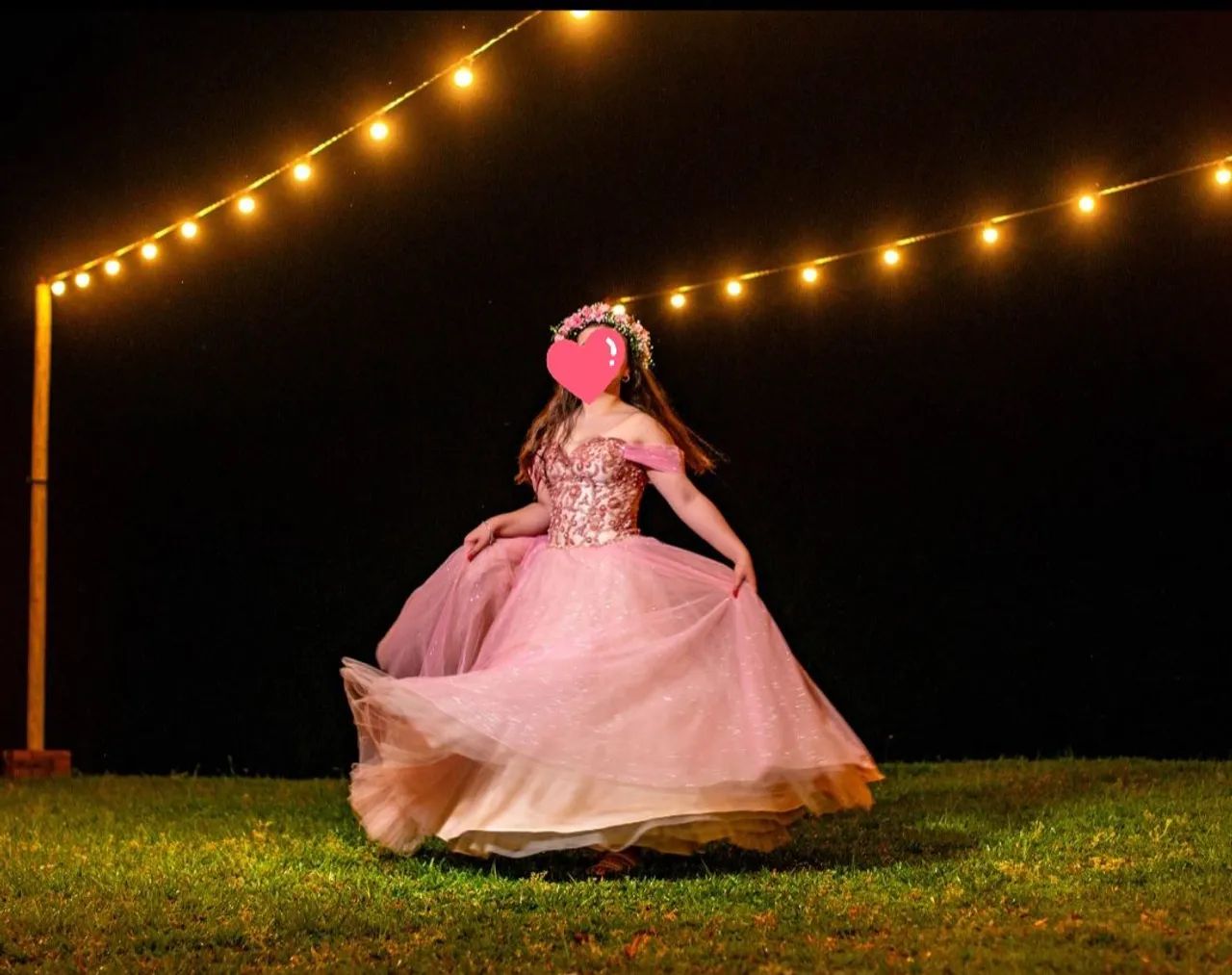 VESTIDO DE DEBUTANTE ROSA BORDADO - VENDO SOMENTE PELO APP - Foto 2