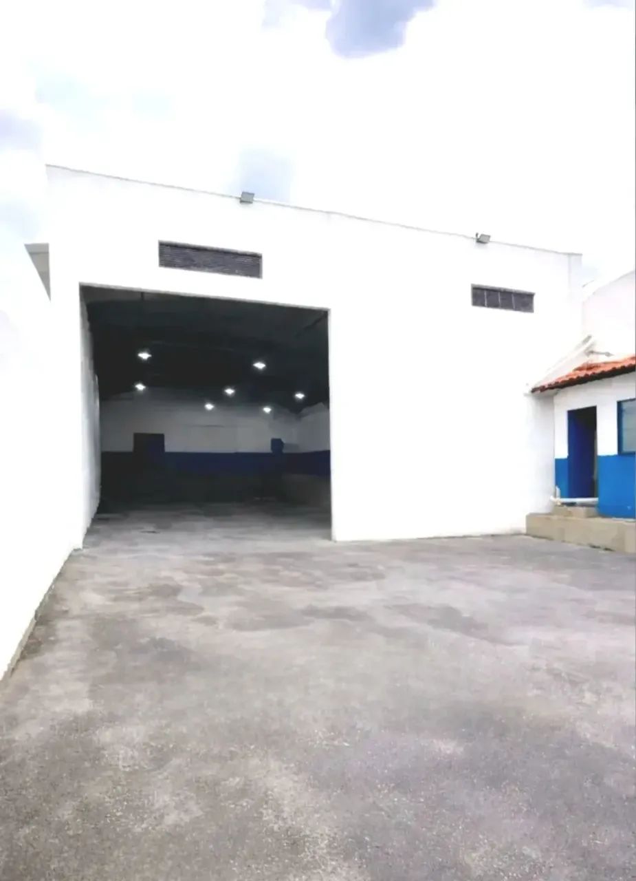 Alugo barracão com aprox. 400m² próximo da Av. Fernando Correa - Cuiabá - MT - Foto 3
