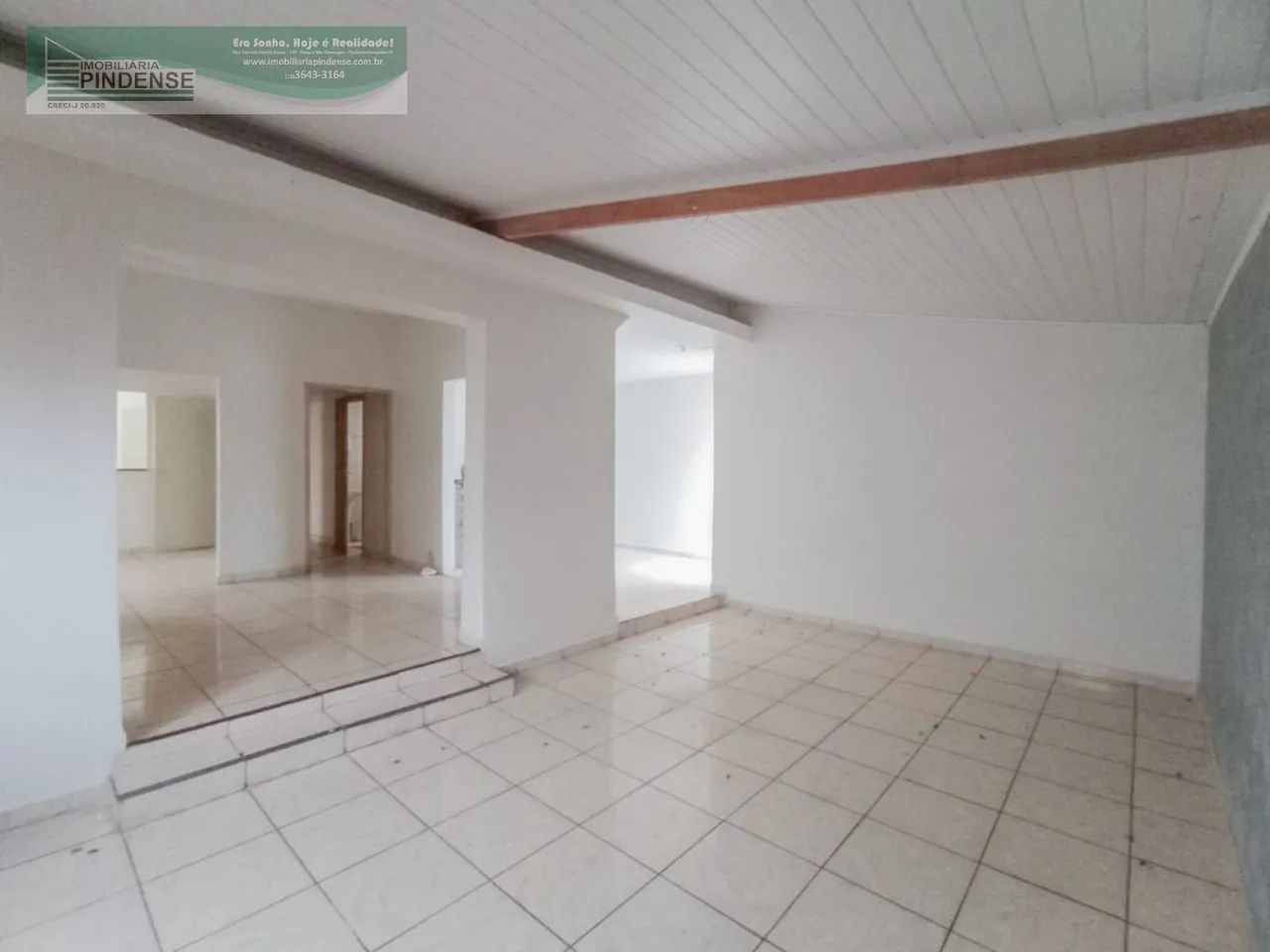 Casa Comercial em Vila Bourghese - Pindamonhangaba, SP - Foto 2